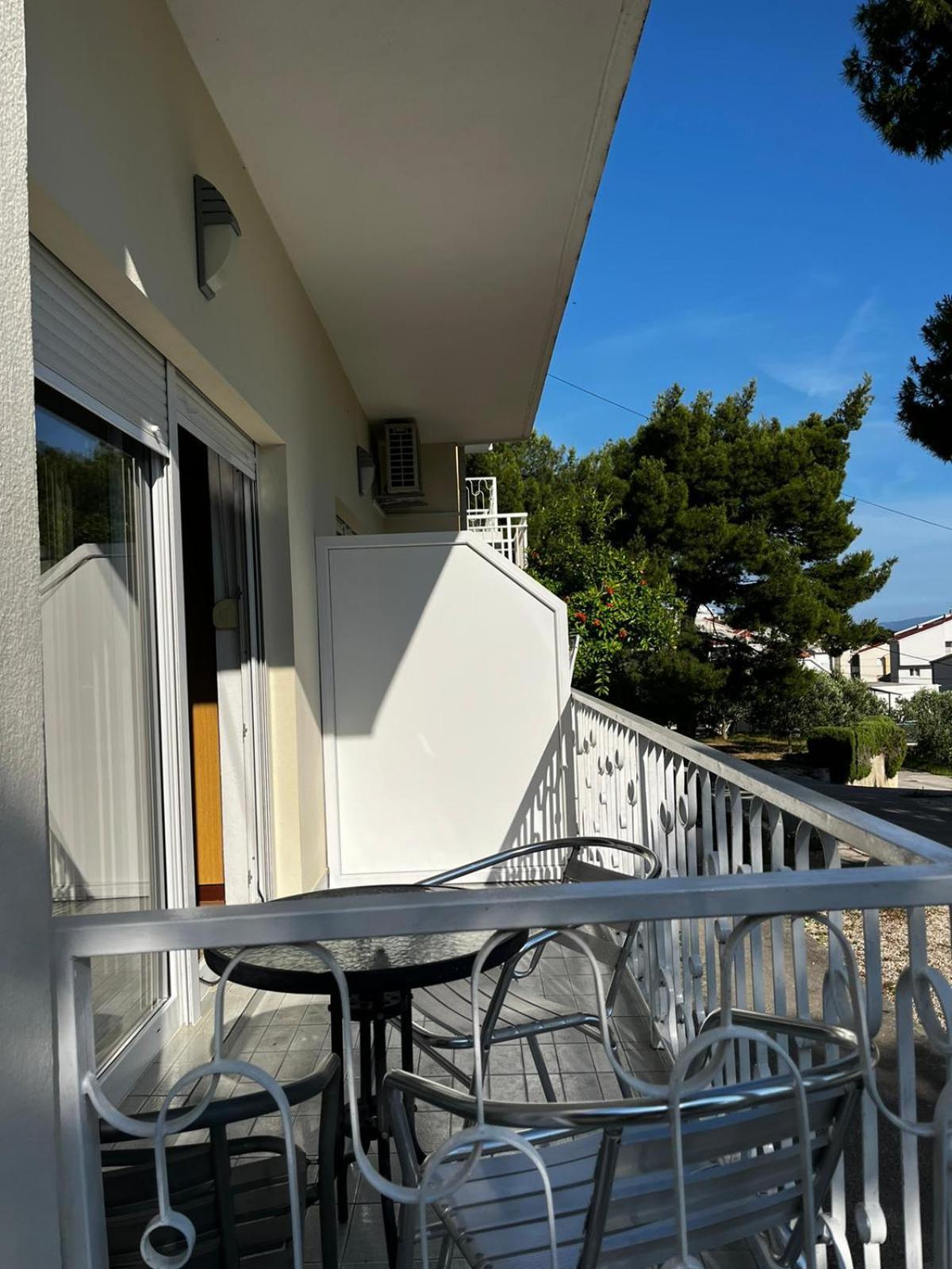 Apartmani Branko Vojnovic Омиш Номер фото